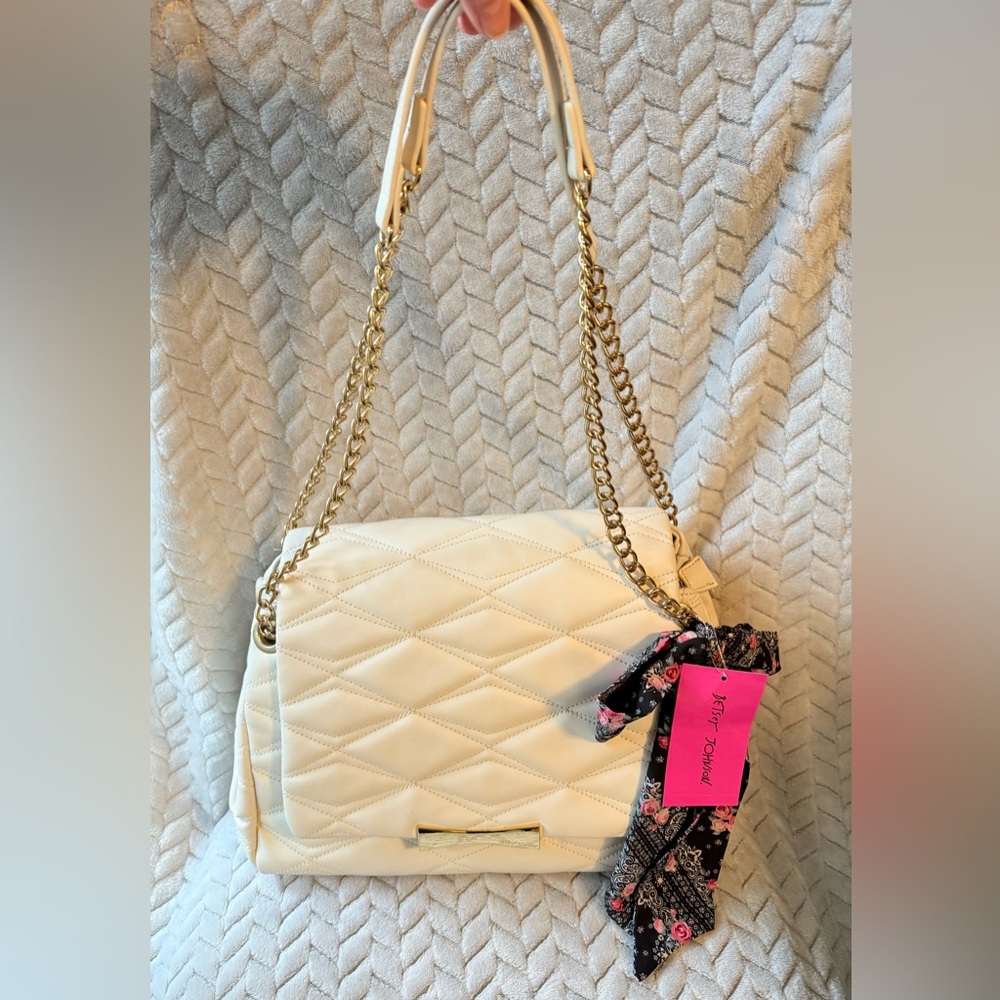 NWT! Betsey Johnson White Quilted Shoulder Bag